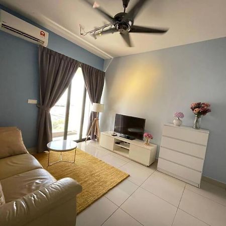 Blue Aesthetic Luxury Seaview 3 Min Drive Sunway Apartment Butterworth Bagian luar foto